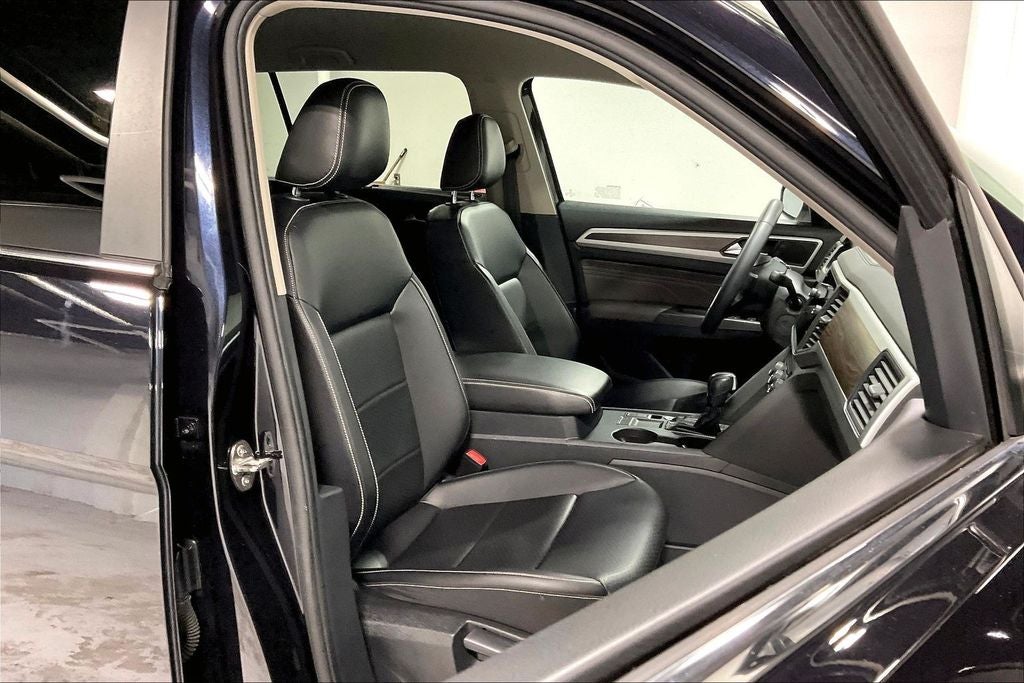 2021 Volkswagen Atlas 3.6L V6 SE w/Technology