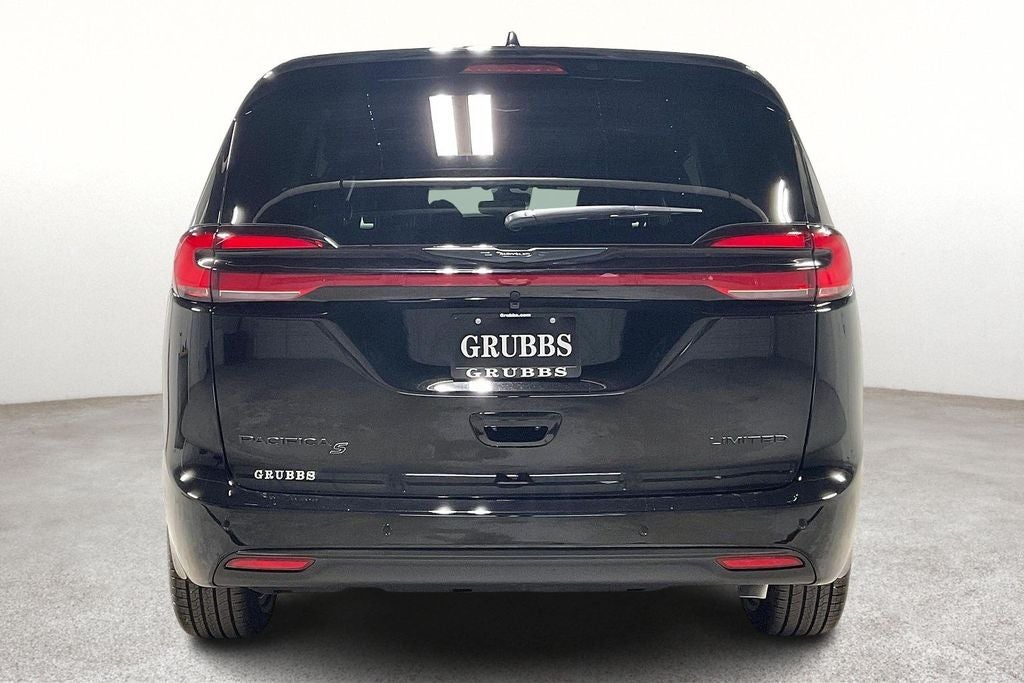 2026 Chrysler Pacifica PACIFICA LIMITED