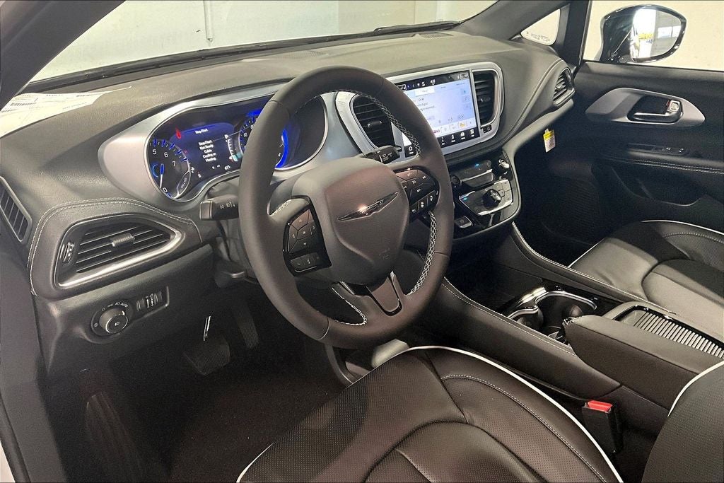 2026 Chrysler Pacifica PACIFICA LIMITED