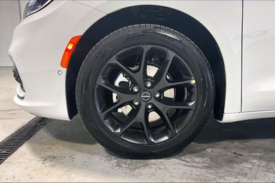 2026 Chrysler Pacifica PACIFICA LIMITED