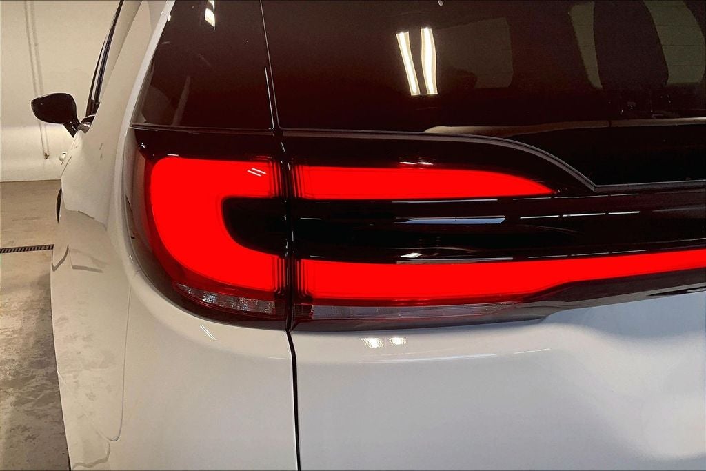 2026 Chrysler Pacifica PACIFICA LIMITED