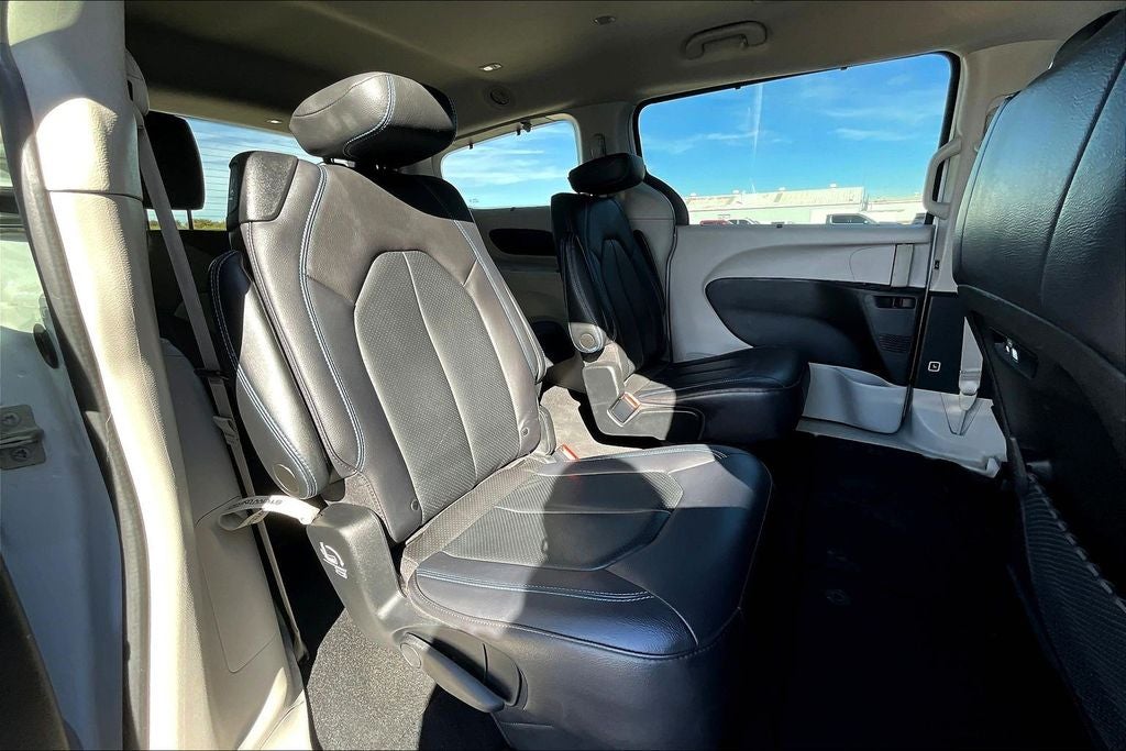 2021 Chrysler Pacifica Touring L AWD