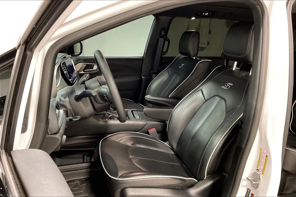 2024 Chrysler Pacifica Limited