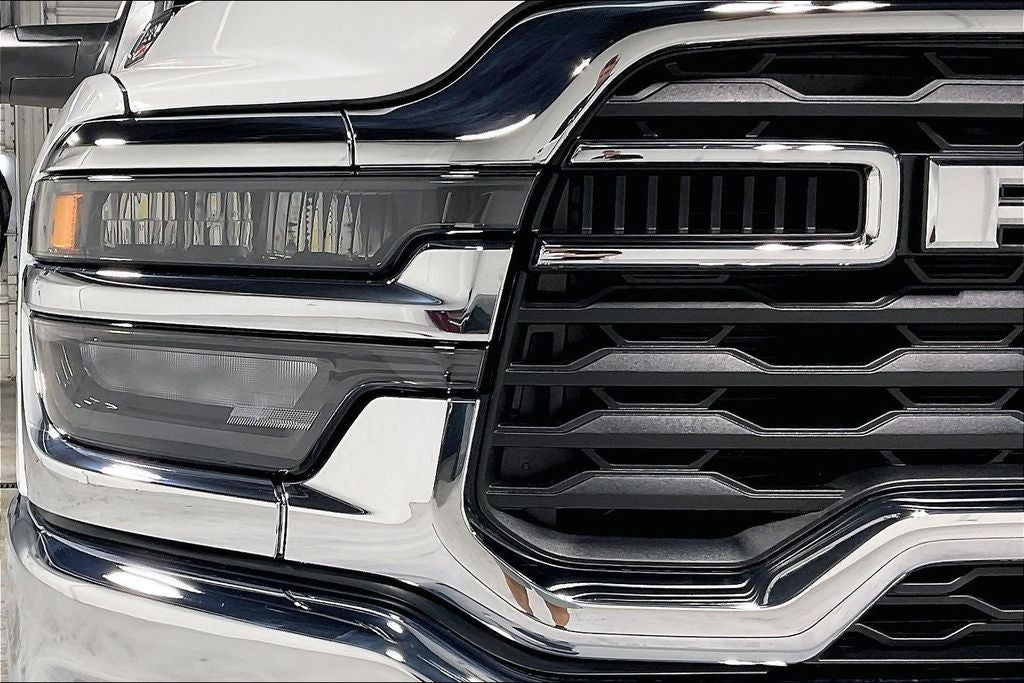 2027 RAM Ram 3500 RAM 3500 TRADESMAN CREW CAB 4X4 6'4' BOX