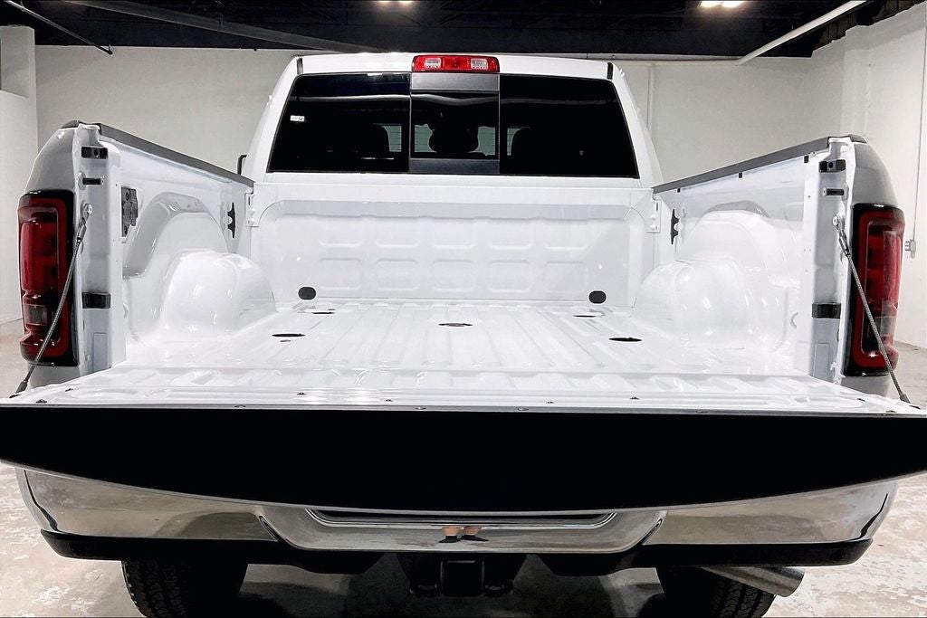 2027 RAM Ram 3500 RAM 3500 TRADESMAN CREW CAB 4X4 6'4' BOX