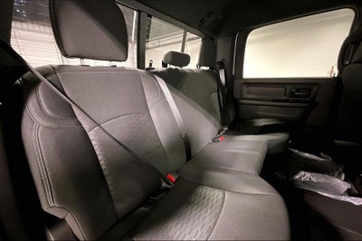 2027 RAM Ram 3500 RAM 3500 TRADESMAN CREW CAB 4X4 6'4' BOX