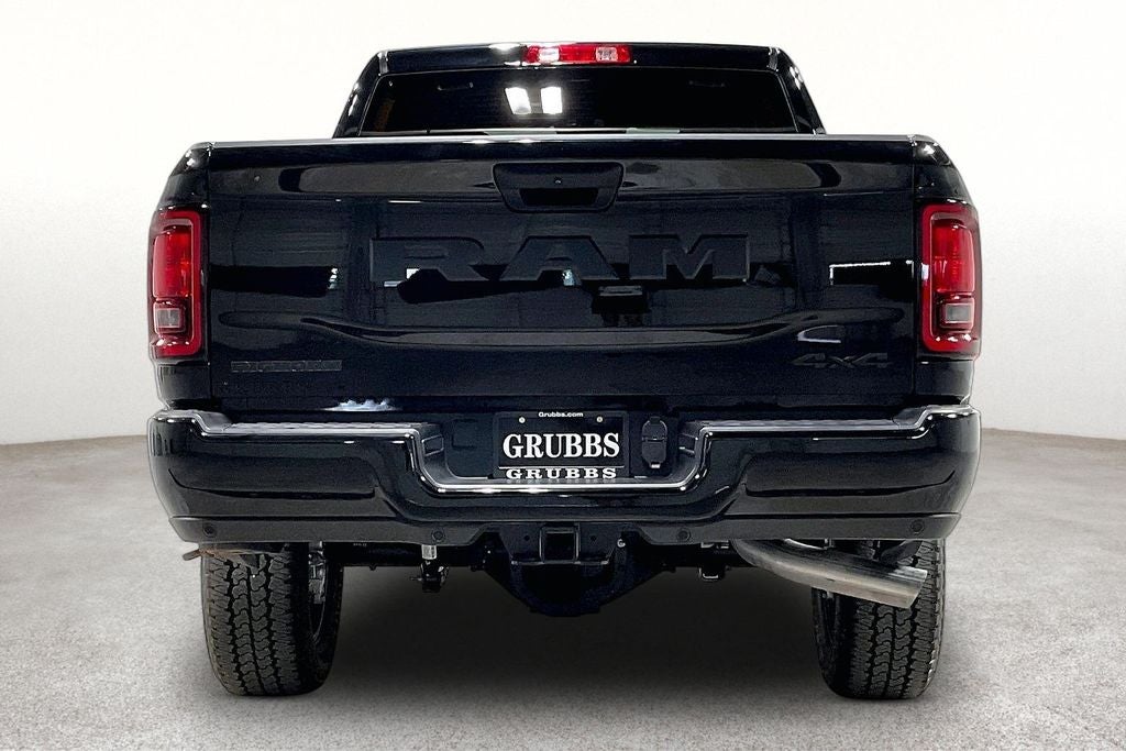 2026 RAM 3500 Big Horn Crew Cab 4x4 6'4' Box