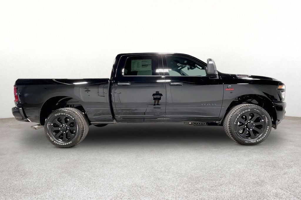 2026 RAM 3500 Big Horn Crew Cab 4x4 6'4' Box