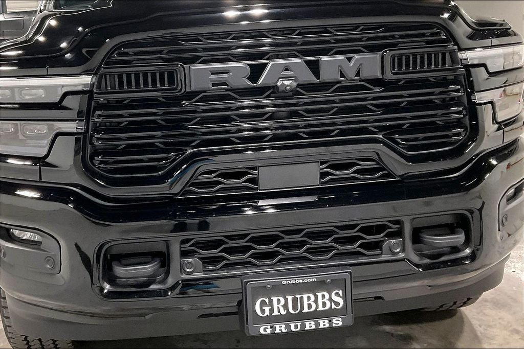 2027 RAM Ram 3500 RAM 3500 LARAMIE CREW CAB 4X4 8' BOX