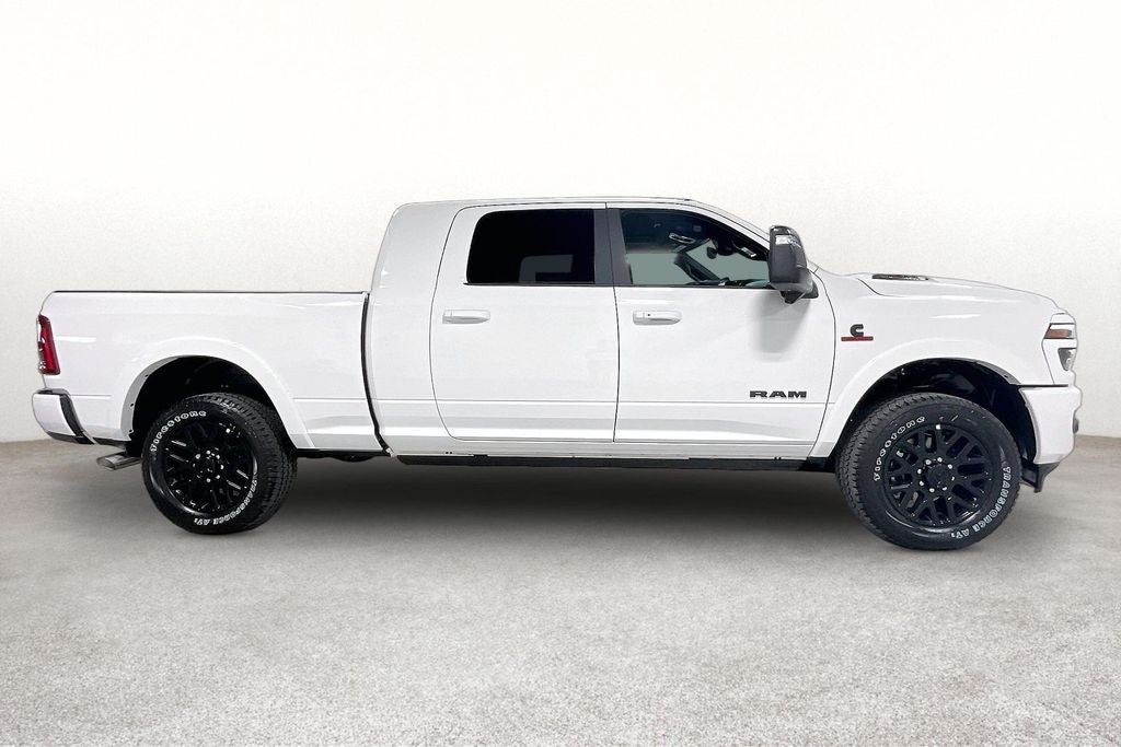2026 RAM Ram 3500 RAM 3500 LIMITED MEGA CAB 4X4 6'4' BOX