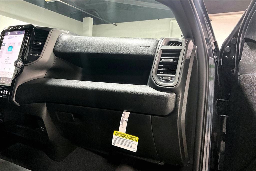 2026 RAM Ram 2500 RAM 2500 BLACK EXPRESS CREW CAB 4X4 6'4' BOX