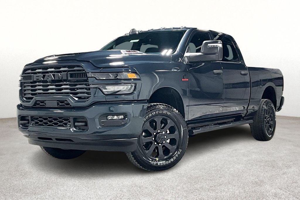 2026 RAM Ram 2500 RAM 2500 BLACK EXPRESS CREW CAB 4X4 6'4' BOX