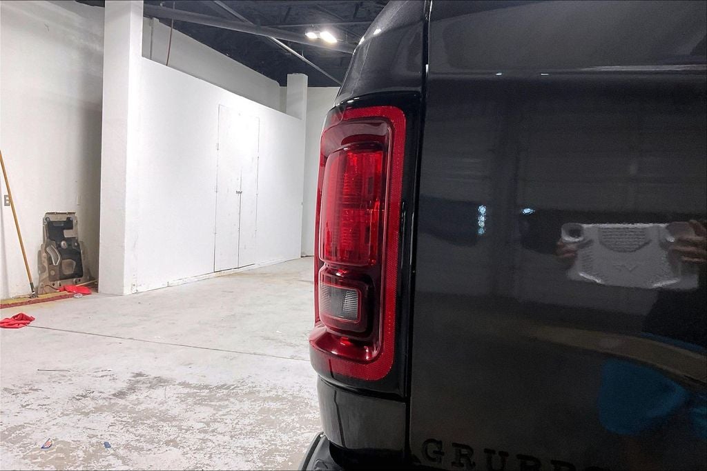 2027 RAM Ram 2500 RAM 2500 BLACK EXPRESS CREW CAB 4X4 6'4' BOX