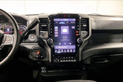 2027 RAM Ram 3500 RAM 3500 TRADESMAN REGULAR CAB 4X4 8' BOX