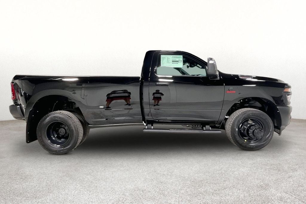 2027 RAM Ram 3500 RAM 3500 TRADESMAN REGULAR CAB 4X4 8' BOX