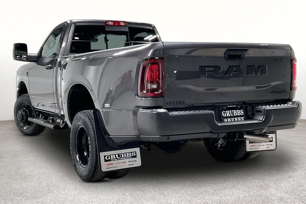 2027 RAM Ram 3500 RAM 3500 TRADESMAN REGULAR CAB 4X4 8' BOX