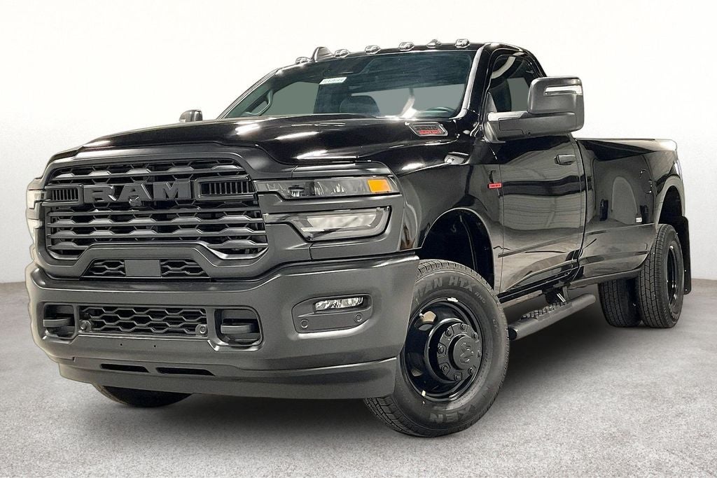 2026 RAM Ram 3500 RAM 3500 TRADESMAN REGULAR CAB 4X4 8' BOX
