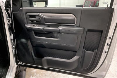 2027 RAM Ram 3500 RAM 3500 TRADESMAN REGULAR CAB 4X4 8' BOX