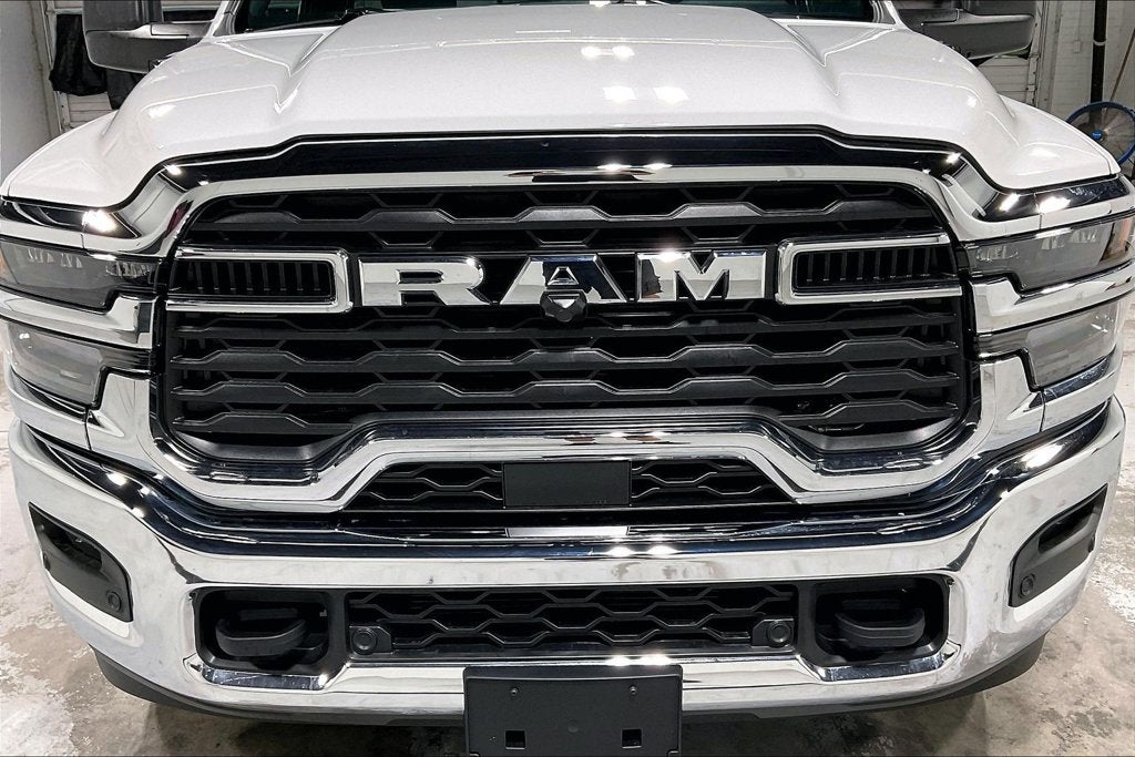 2027 RAM Ram 3500 RAM 3500 TRADESMAN REGULAR CAB 4X4 8' BOX