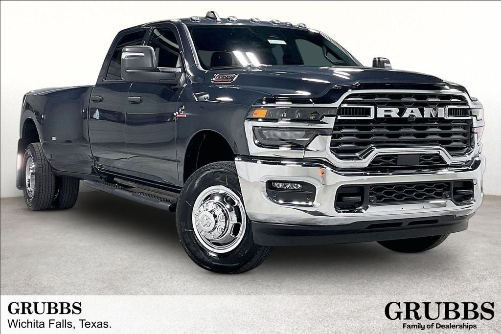 2026 RAM Ram 3500 RAM 3500 TRADESMAN CREW CAB 4X4 8' BOX