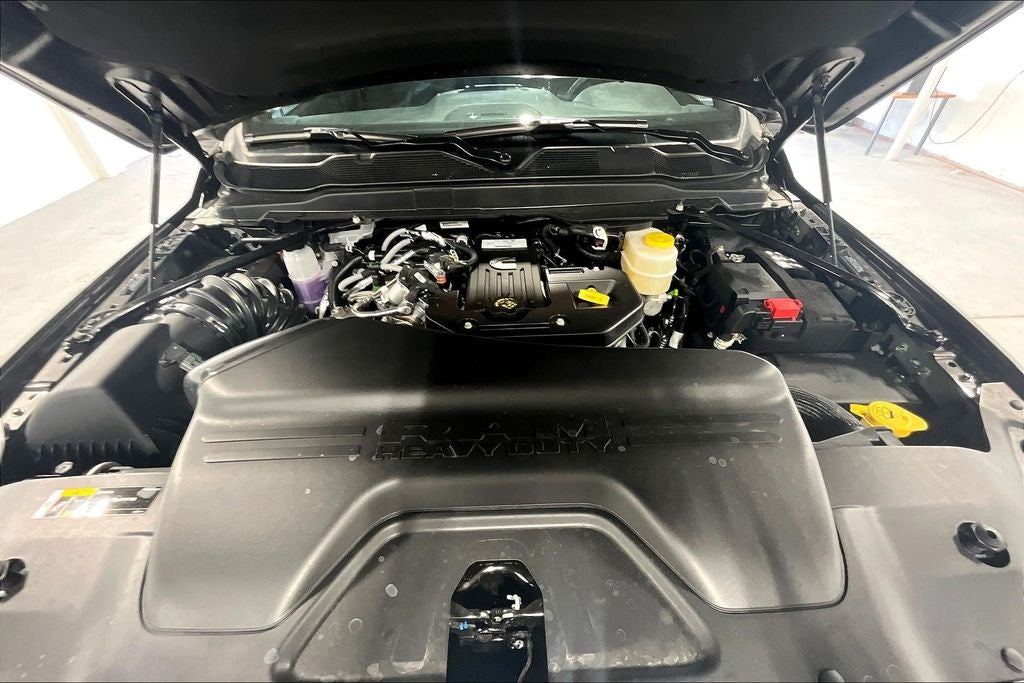 2026 RAM Ram 3500 RAM 3500 TRADESMAN CREW CAB 4X4 8' BOX