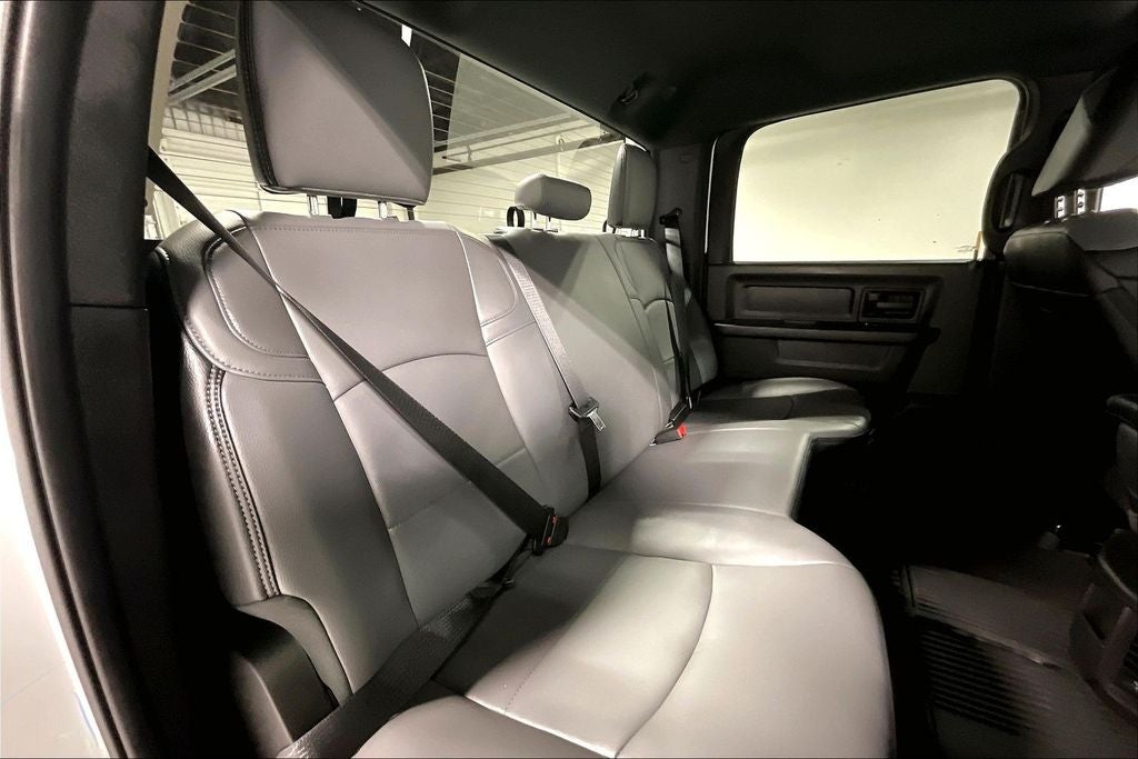 2027 RAM Ram 3500 RAM 3500 TRADESMAN CREW CAB 4X4 8' BOX