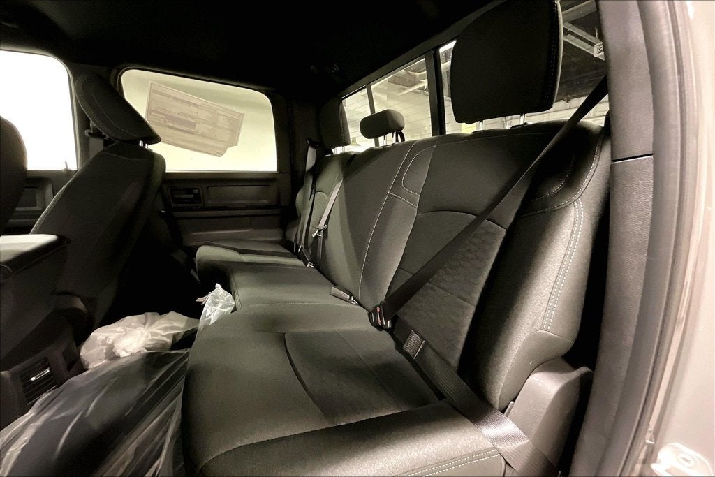 2027 RAM Ram 3500 RAM 3500 TRADESMAN CREW CAB 4X4 8' BOX