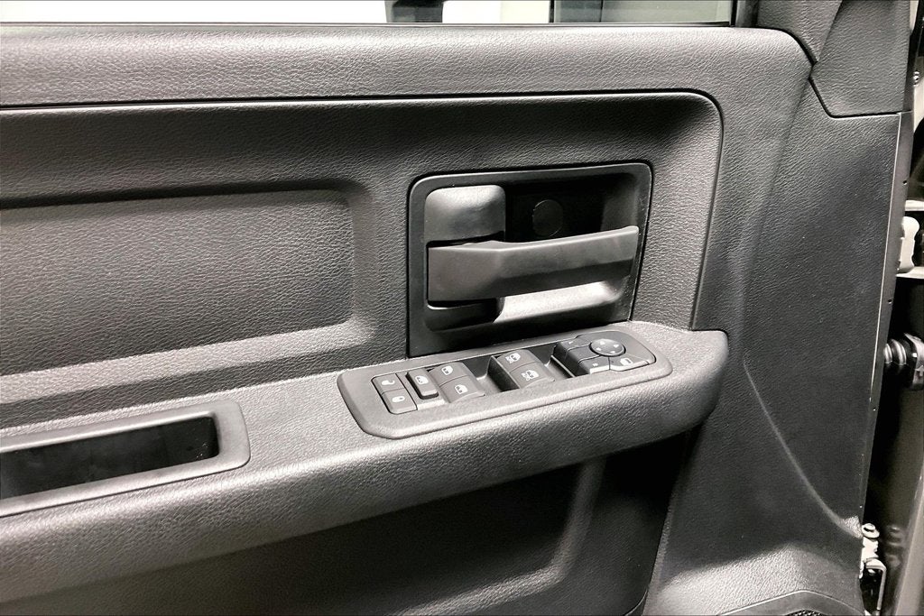 2027 RAM Ram 3500 RAM 3500 TRADESMAN CREW CAB 4X4 8' BOX