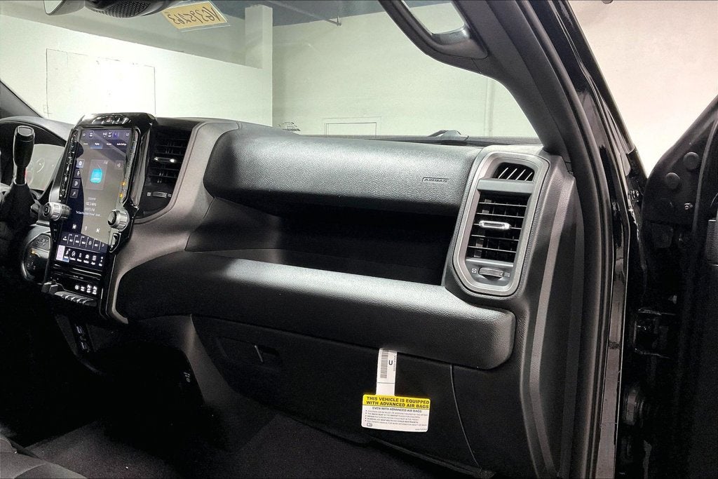2027 RAM Ram 3500 RAM 3500 TRADESMAN CREW CAB 4X4 8' BOX