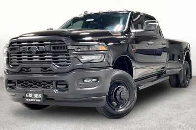 2027 RAM Ram 3500 RAM 3500 TRADESMAN CREW CAB 4X4 8' BOX