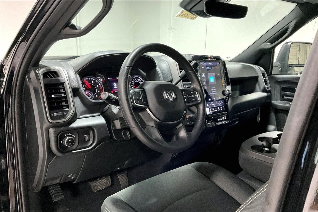 2027 RAM Ram 3500 RAM 3500 TRADESMAN CREW CAB 4X4 8' BOX