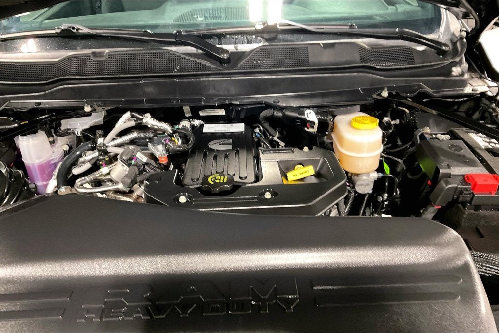 2027 RAM Ram 3500 RAM 3500 TRADESMAN CREW CAB 4X4 8' BOX
