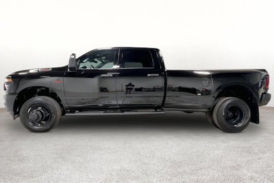 2027 RAM Ram 3500 RAM 3500 TRADESMAN CREW CAB 4X4 8' BOX