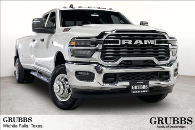 2026 RAM Ram 3500 RAM 3500 TRADESMAN CREW CAB 4X4 8' BOX
