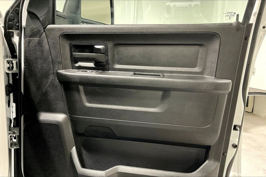 2027 RAM Ram 3500 RAM 3500 TRADESMAN CREW CAB 4X4 8' BOX