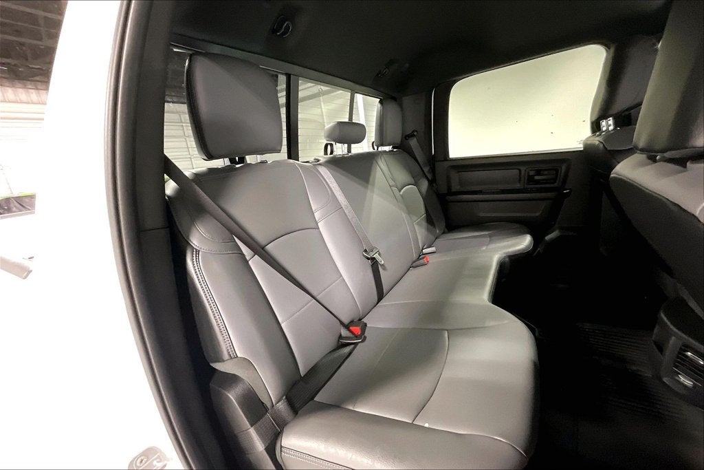 2027 RAM Ram 3500 RAM 3500 TRADESMAN CREW CAB 4X4 8' BOX