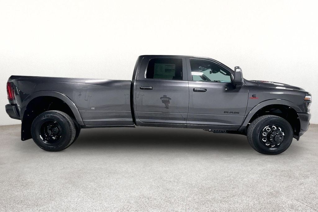 2027 RAM Ram 3500 RAM 3500 LARAMIE CREW CAB 4X4 8' BOX