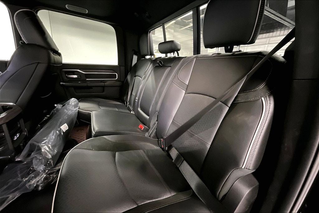 2026 RAM Ram 3500 RAM 3500 LARAMIE CREW CAB 4X4 8' BOX