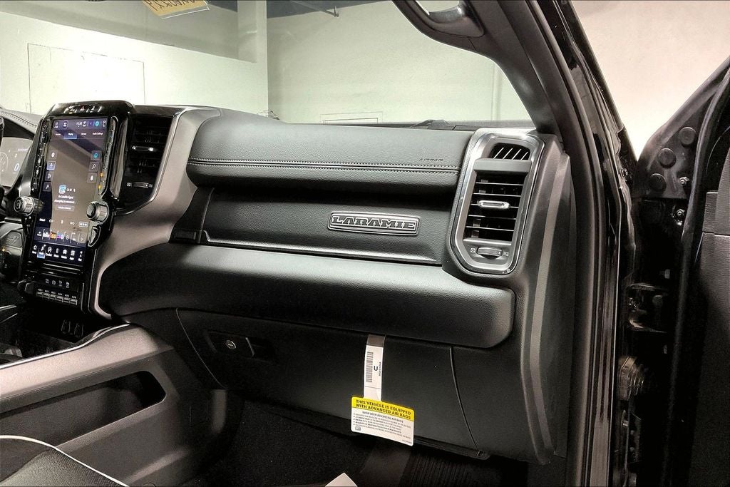 2026 RAM Ram 3500 RAM 3500 LARAMIE CREW CAB 4X4 8' BOX