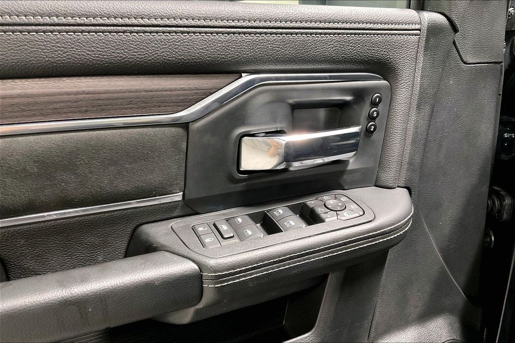 2026 RAM Ram 3500 RAM 3500 LARAMIE CREW CAB 4X4 8' BOX