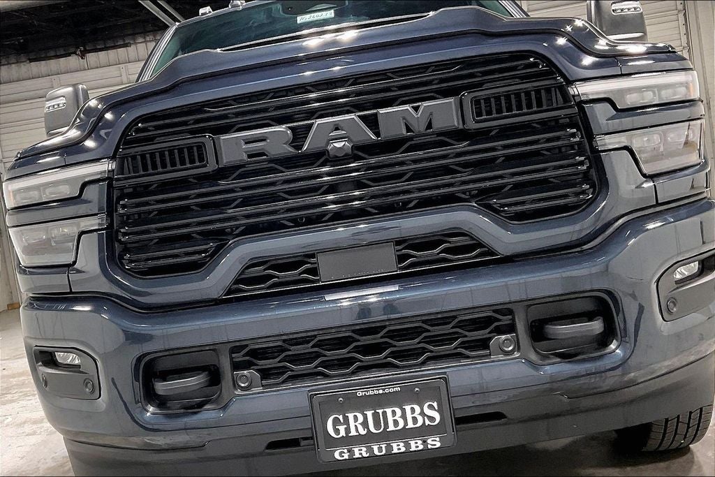 2026 RAM Ram 3500 RAM 3500 LARAMIE CREW CAB 4X4 8' BOX