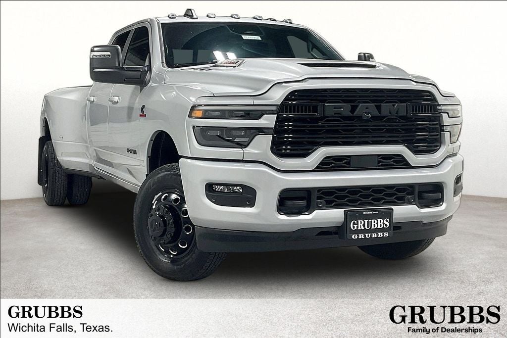 2026 RAM Ram 3500 RAM 3500 LARAMIE CREW CAB 4X4 8' BOX
