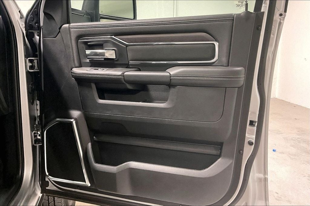 2026 RAM Ram 3500 RAM 3500 LARAMIE CREW CAB 4X4 8' BOX