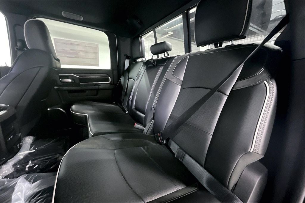 2026 RAM Ram 3500 RAM 3500 LARAMIE CREW CAB 4X4 8' BOX