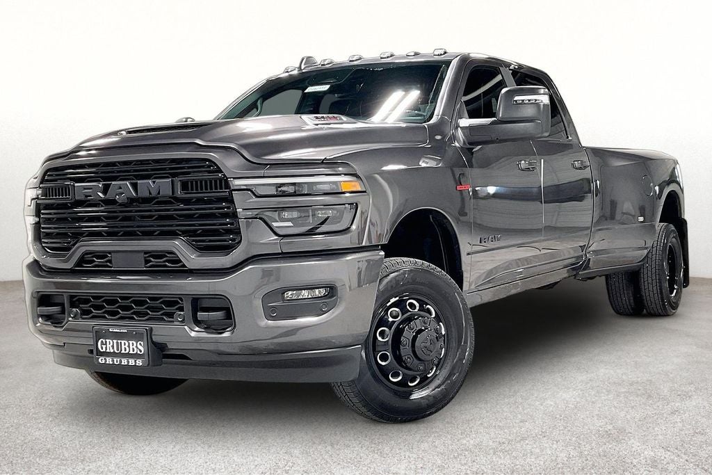 2026 RAM Ram 3500 RAM 3500 LARAMIE CREW CAB 4X4 8' BOX