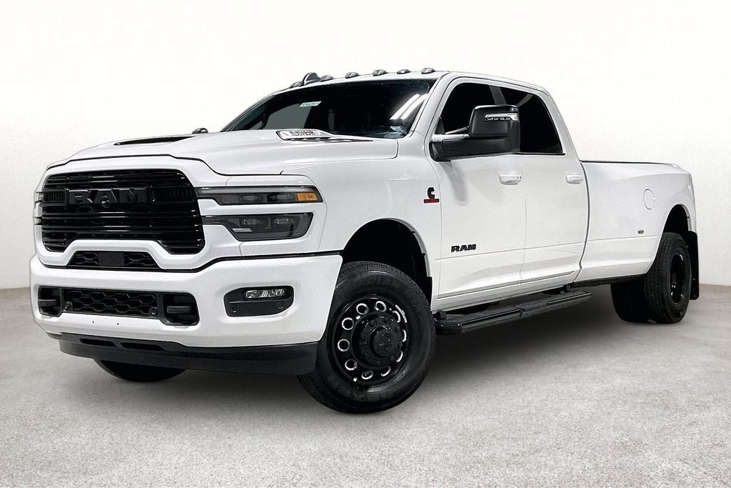 2026 RAM Ram 3500 RAM 3500 LARAMIE CREW CAB 4X4 8' BOX