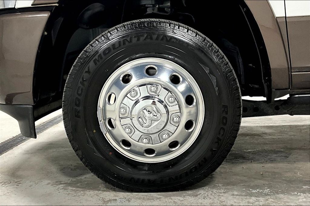 2020 RAM 3500 Laramie Longhorn Crew Cab 4x4 8' Box