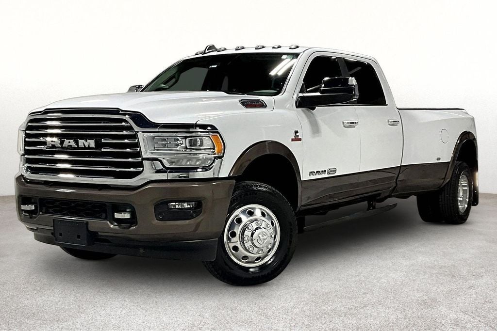 2020 RAM 3500 Laramie Longhorn Crew Cab 4x4 8' Box