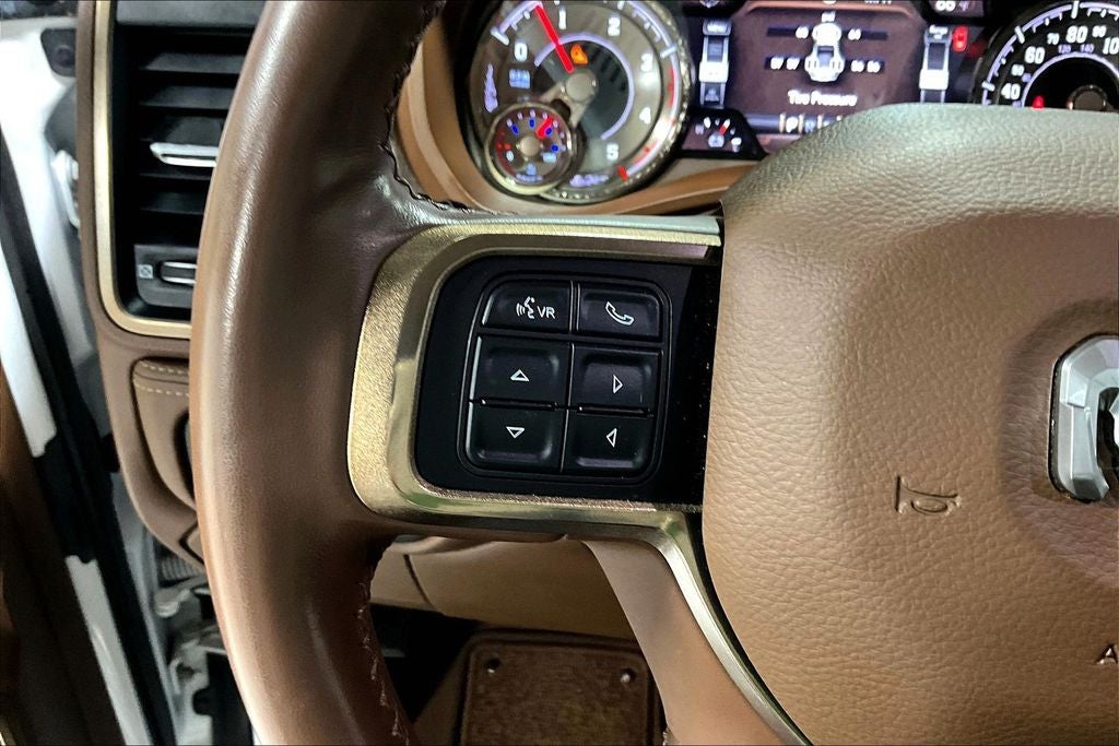 2020 RAM 3500 Laramie Longhorn Crew Cab 4x4 8' Box