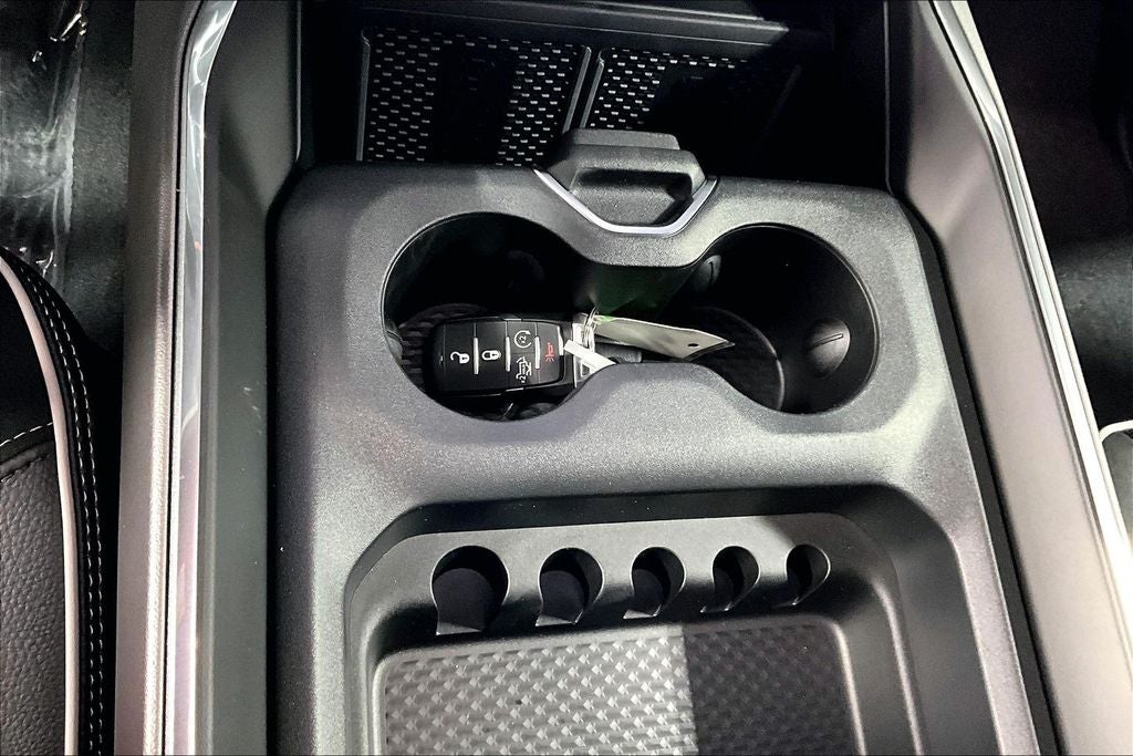 2026 RAM Ram 3500 RAM 3500 LARAMIE MEGA CAB 4X4 6'4' BOX